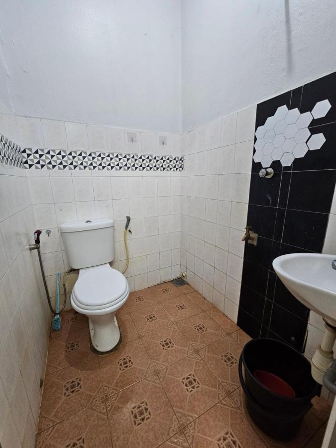 Ruhani Homestay 3 Kb - 4 Bedroom Fully Airconditioned With Wifi & Netflix Kota Bharu Eksteriør bilde