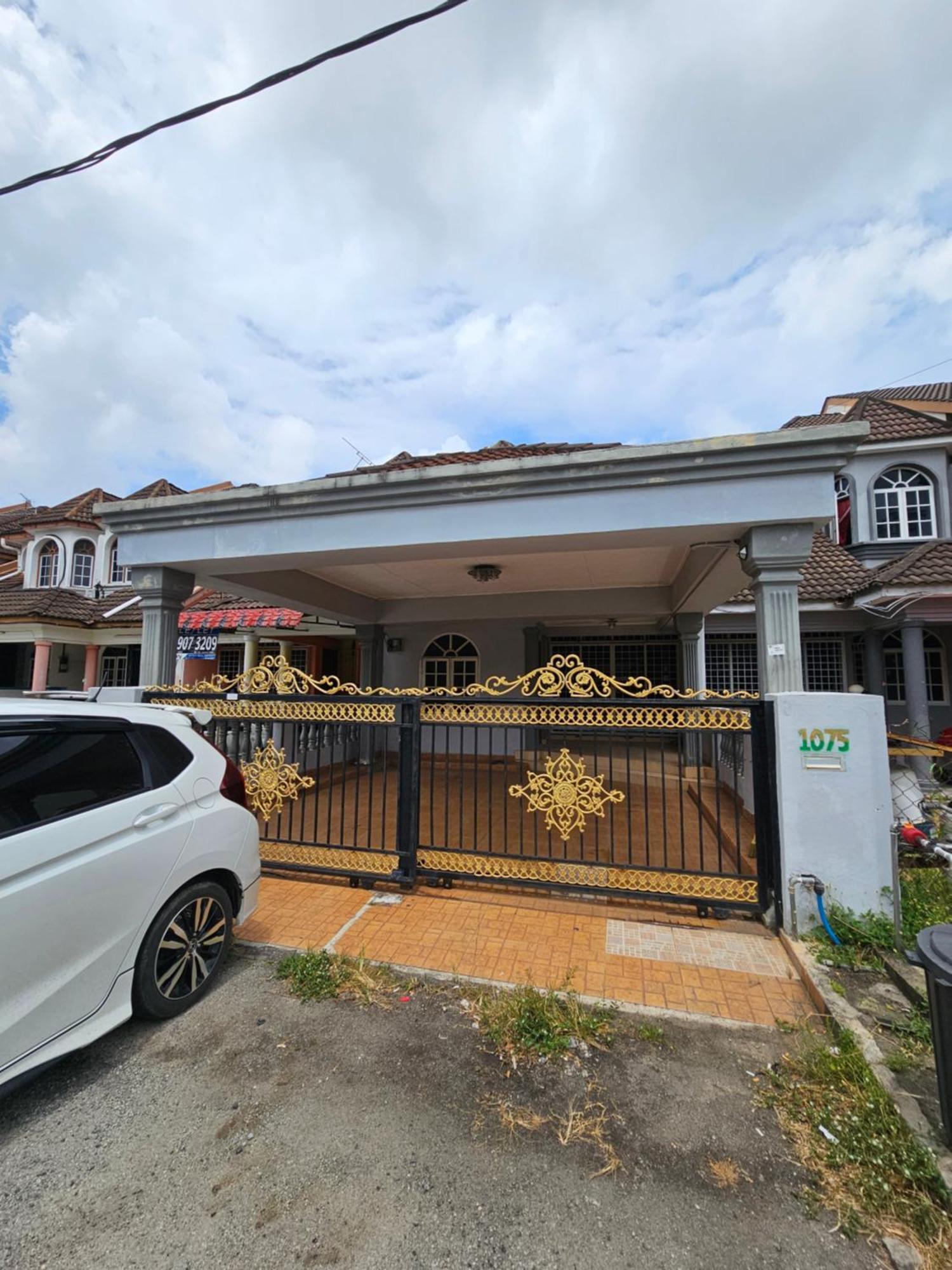 Ruhani Homestay 3 Kb - 4 Bedroom Fully Airconditioned With Wifi & Netflix Kota Bharu Eksteriør bilde