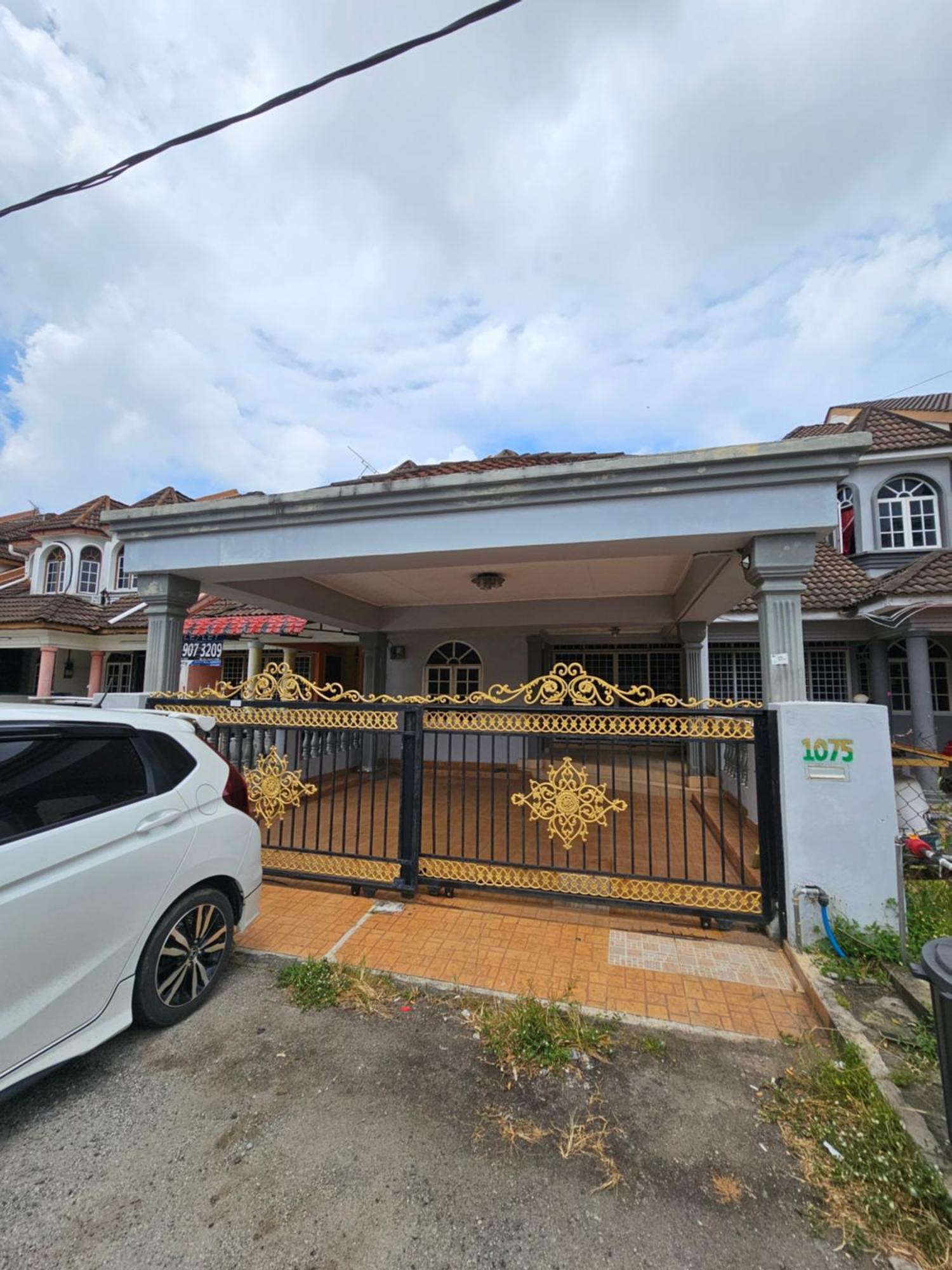 Ruhani Homestay 3 Kb - 4 Bedroom Fully Airconditioned With Wifi & Netflix Kota Bharu Eksteriør bilde