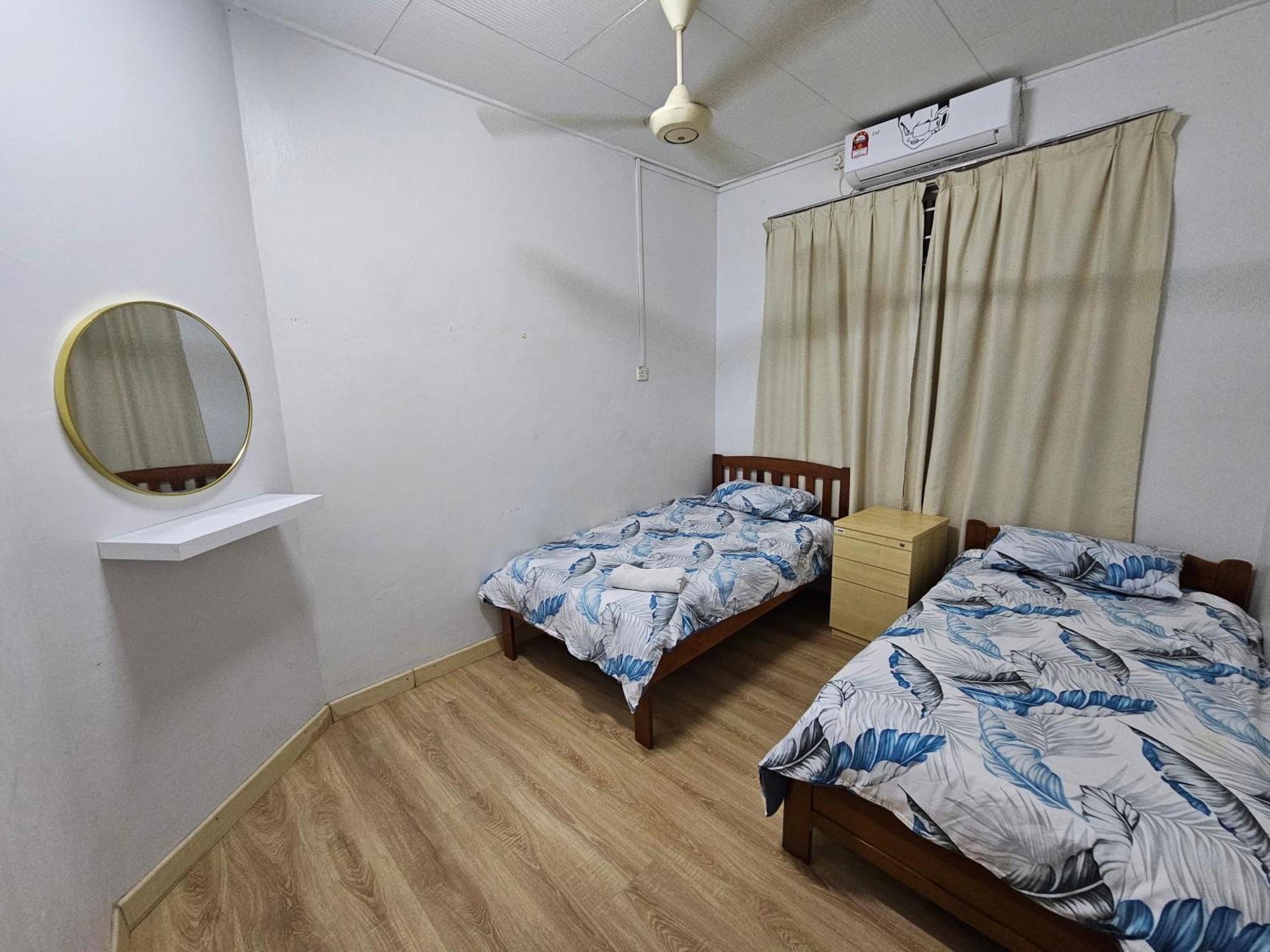 Ruhani Homestay 3 Kb - 4 Bedroom Fully Airconditioned With Wifi & Netflix Kota Bharu Eksteriør bilde