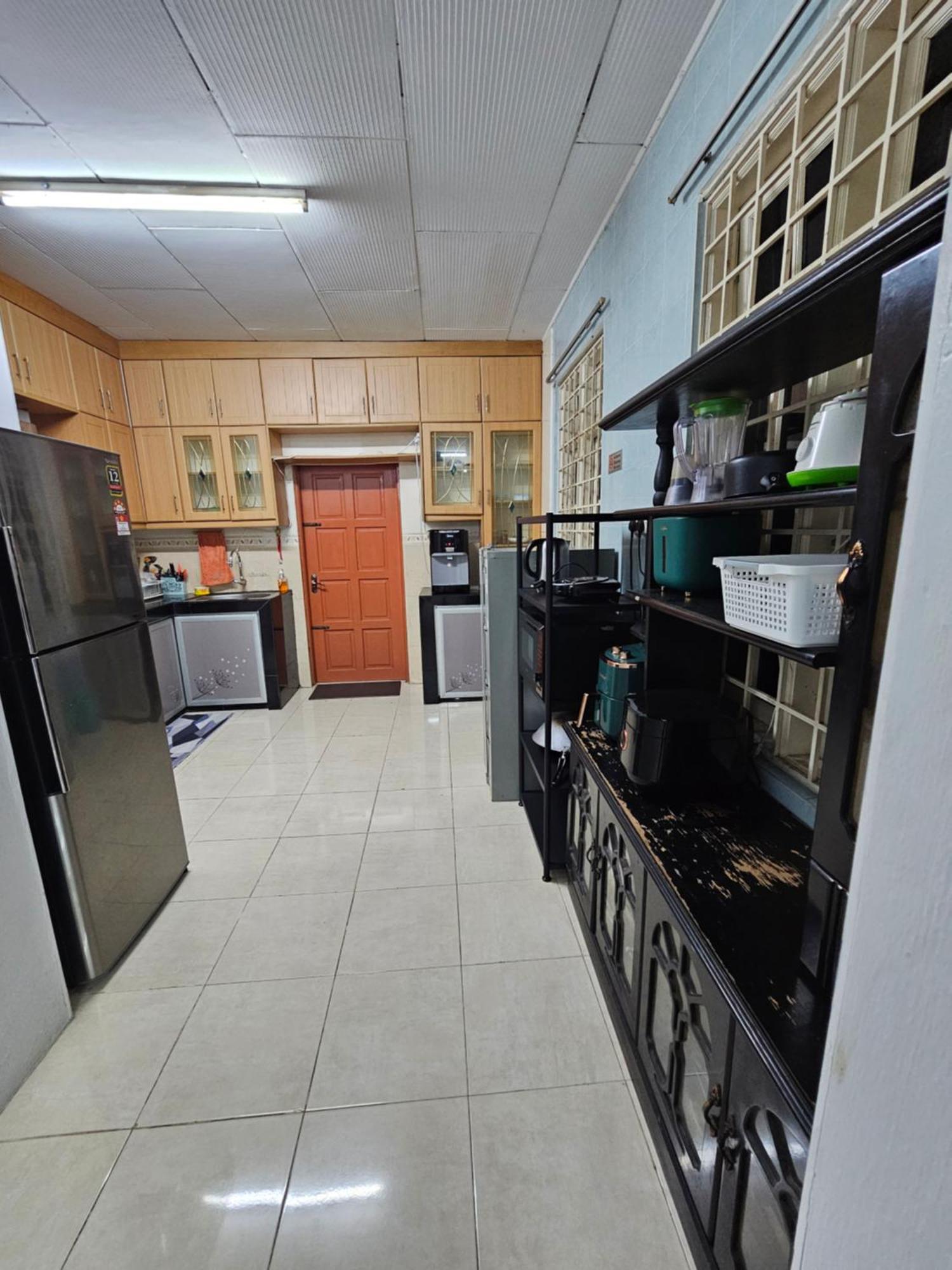 Ruhani Homestay 3 Kb - 4 Bedroom Fully Airconditioned With Wifi & Netflix Kota Bharu Eksteriør bilde