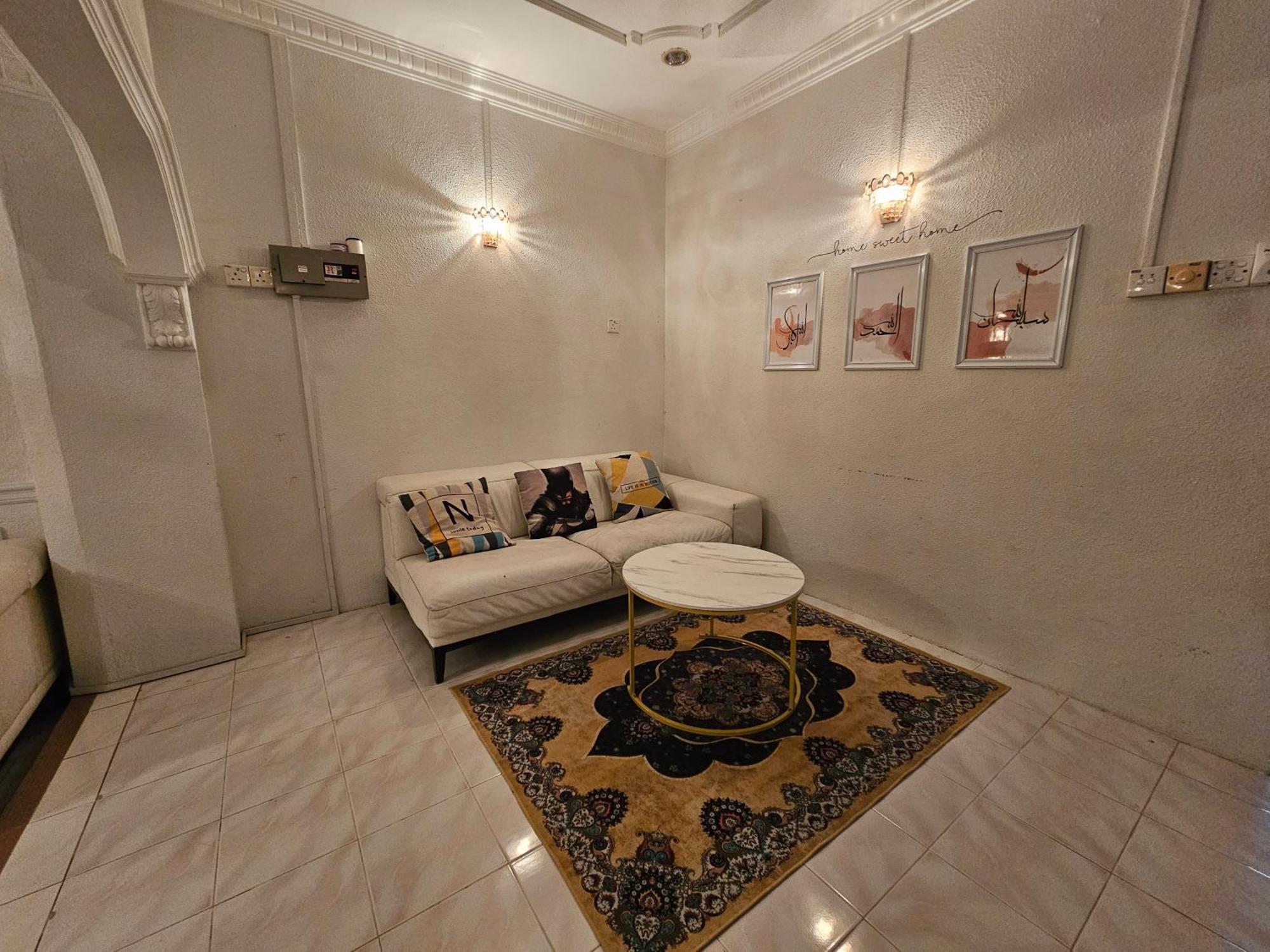 Ruhani Homestay 3 Kb - 4 Bedroom Fully Airconditioned With Wifi & Netflix Kota Bharu Eksteriør bilde